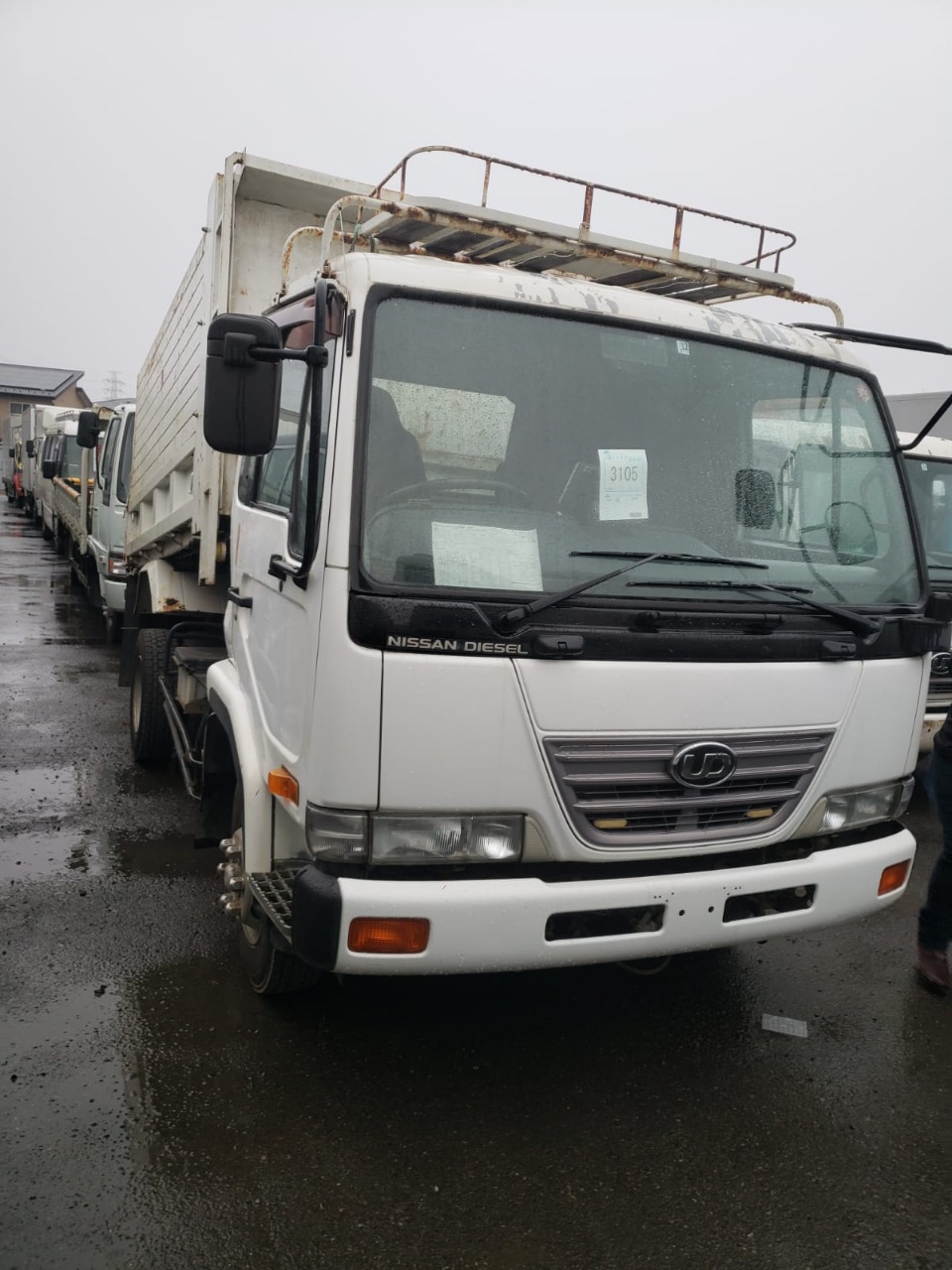 2003 Nissan Condor Dump 